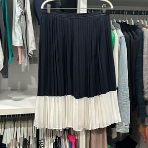 J. Crew size 10 pleated color block navy and white skirt